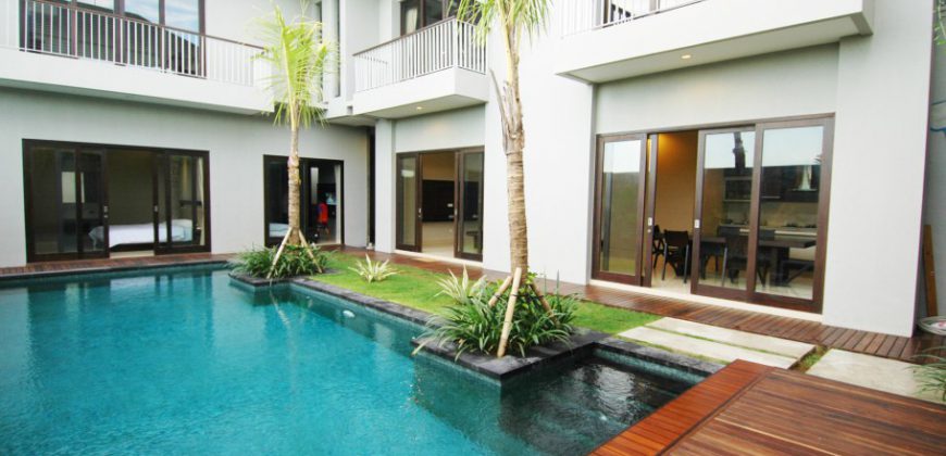 3-Bedroom Villa Berkley in Kerobokan