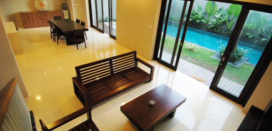 3-Bedroom Villa Berkley in Kerobokan