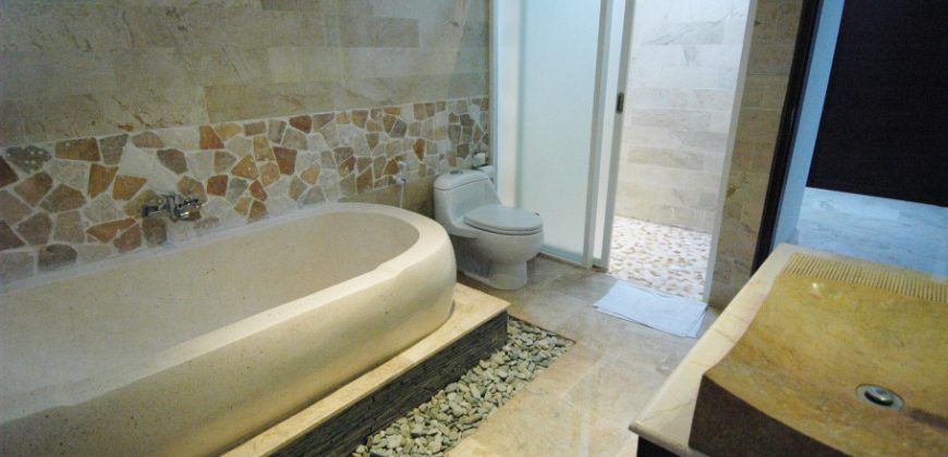 3-bedroom Villa Bianca in Sanur