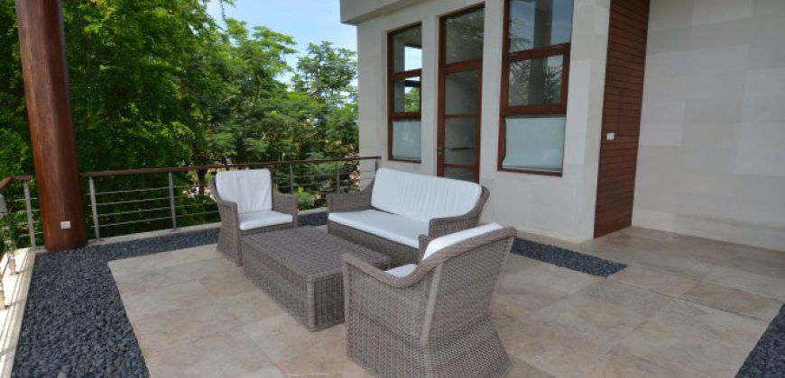 5-bedroom Villa Frances in Canggu