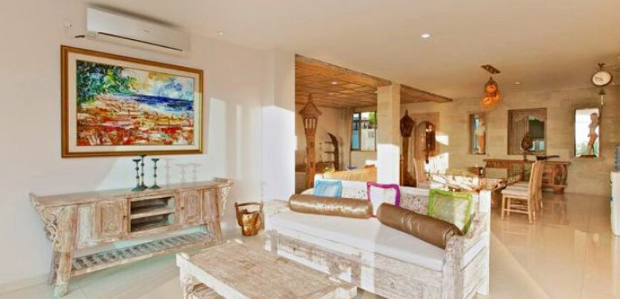 5-bedroom Villa Elisa in Pecatu