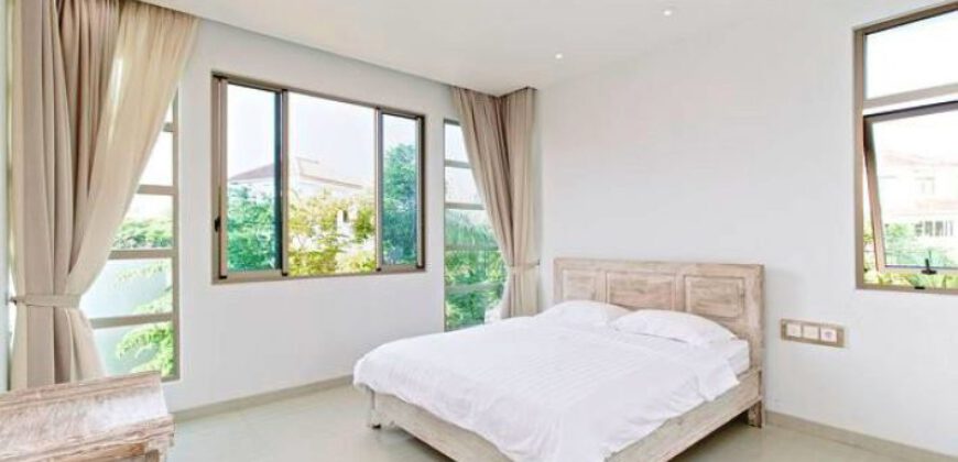 5-bedroom Villa Elisa in Pecatu