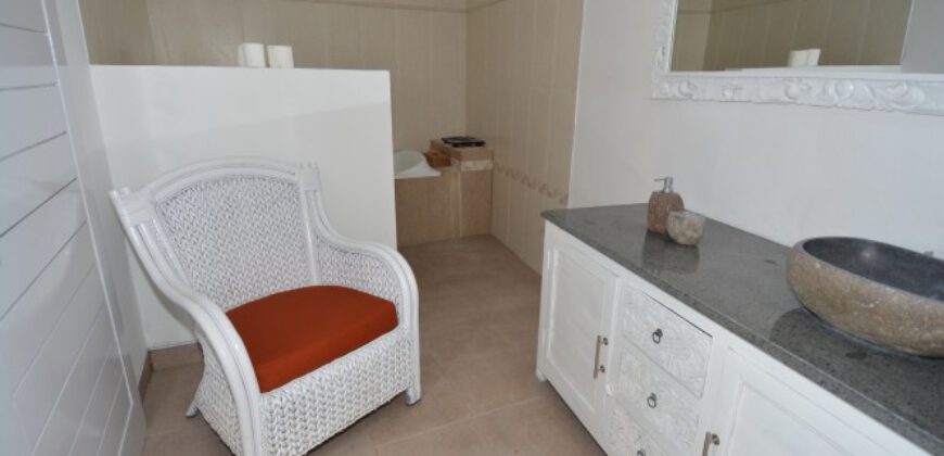 3-bedroom Villa Kaylin in Berawa