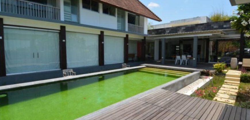 4-Bedroom Villa Cecilia in Berawa