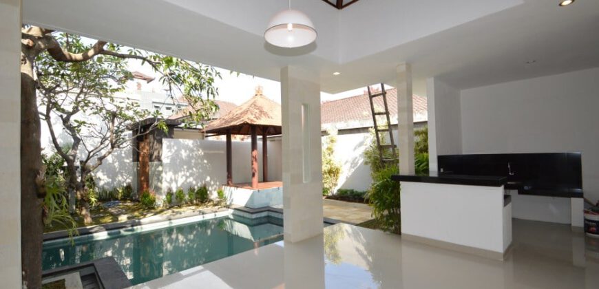 3-bedroom Villa Red Rose in Seminyak