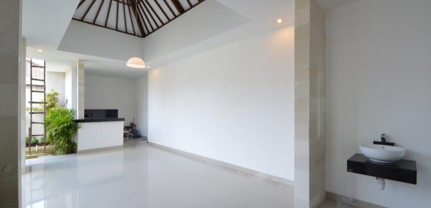 3-bedroom Villa Red Rose in Seminyak