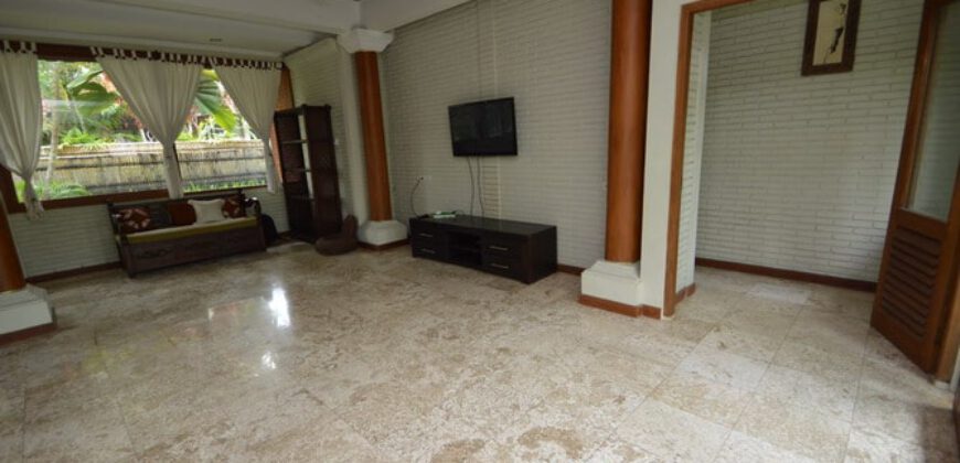 2-Bedroom Villa Samira in Petitenget
