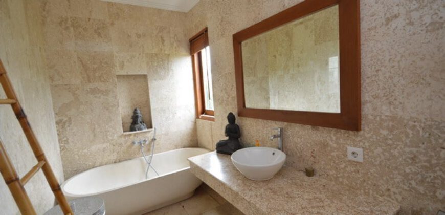 2-Bedroom Villa Samira in Petitenget