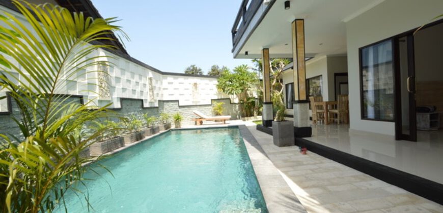 3-bedroom Villa Batam in Canggu
