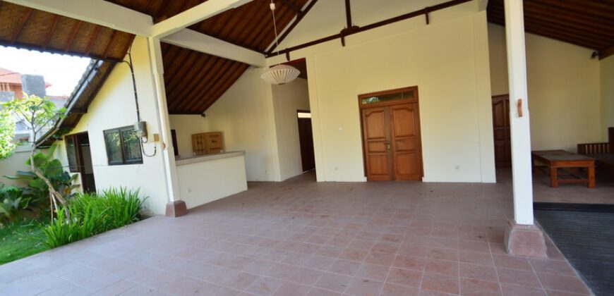 2-bedroom Villa Bogota in Petitenget
