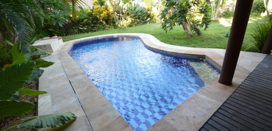 2-bedroom Villa Bogota in Petitenget