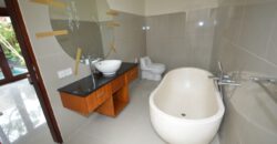 3-bedroom Villa Mira in Berawa