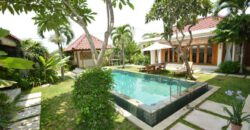 4-bedroom Villa Leilani in Berawa