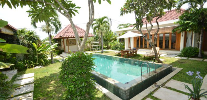 4-bedroom Villa Leilani in Berawa