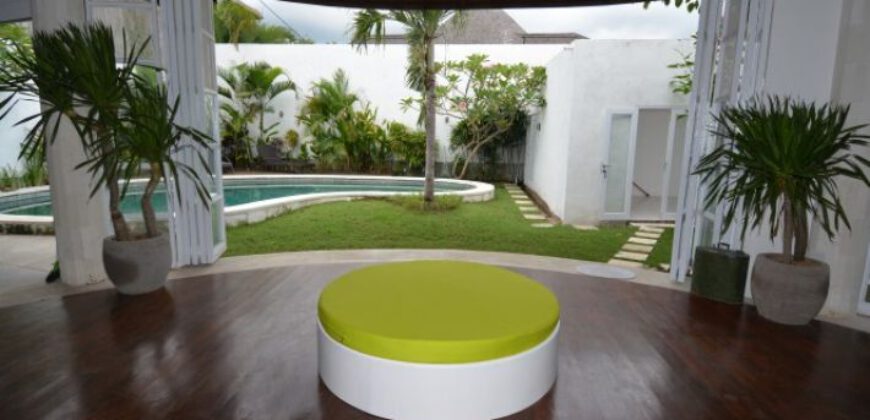 3-bedroom Villa Kiara in Berawa