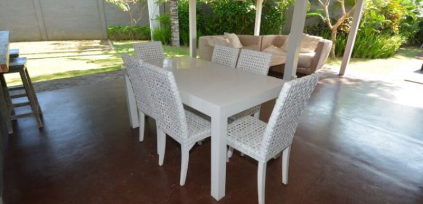 2-bedroom Villa Kinley in Berawa