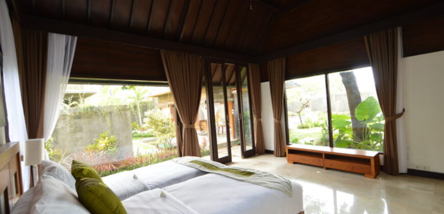4-Bedroom Villa Los Angeles in Canggu