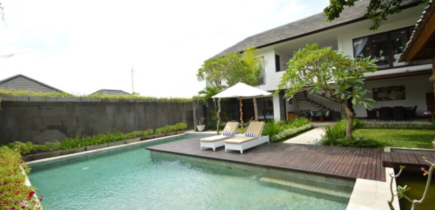 4-Bedroom Villa Los Angeles in Canggu