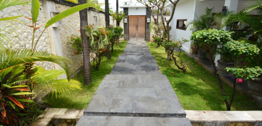 3-bedroom Villa Manchester in Canggu