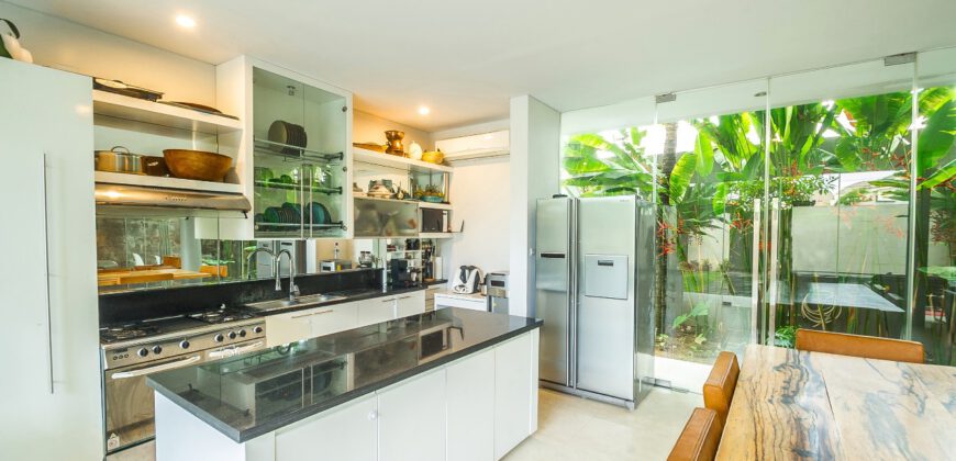 3-Bedroom Villa Martinville in Berawa