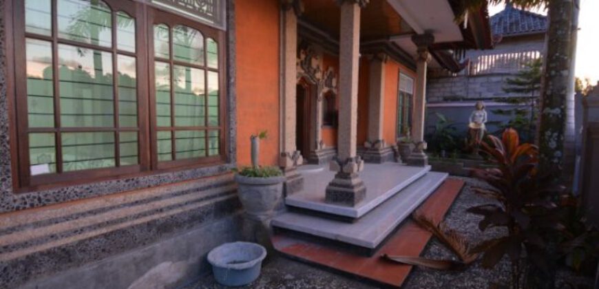 3-bedroom Villa Oceanside in Kerobokan