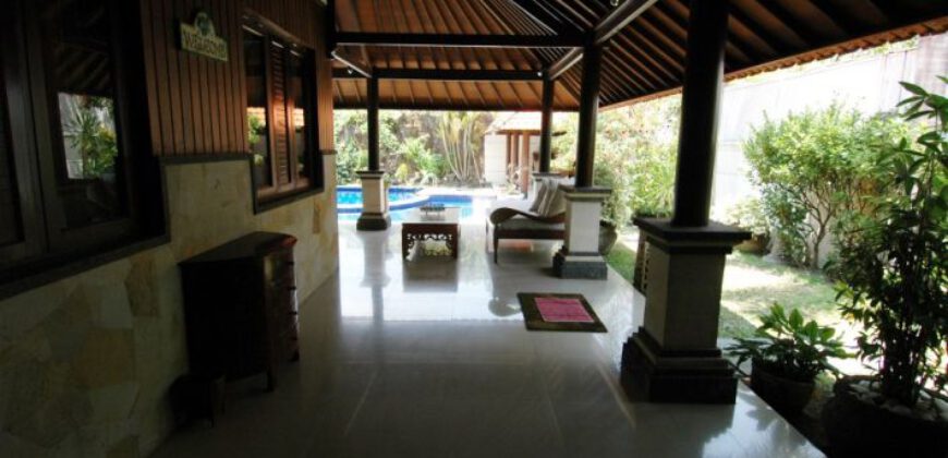 3-bedroom Villa Prichard in Petitenget