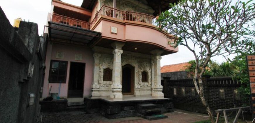 4-bedroom Villa Clemente in Sanur