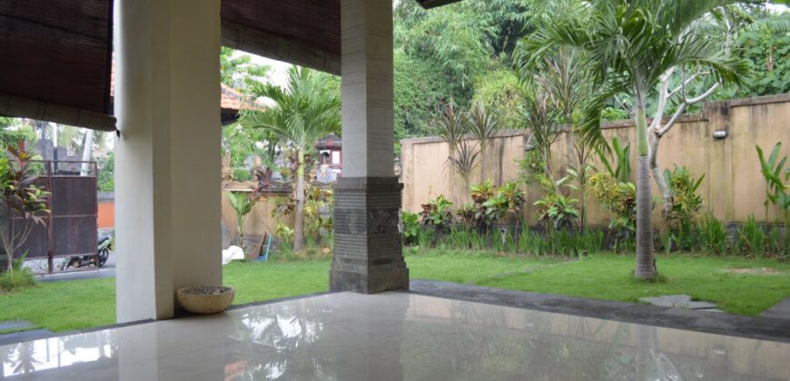 3-bedroom House Tartini in Pererenan