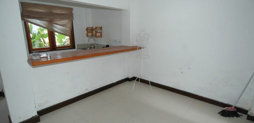 4-bedroom Villa Waylon in Canggu