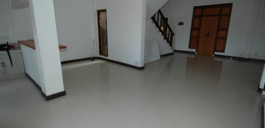 4-bedroom Villa Waylon in Canggu