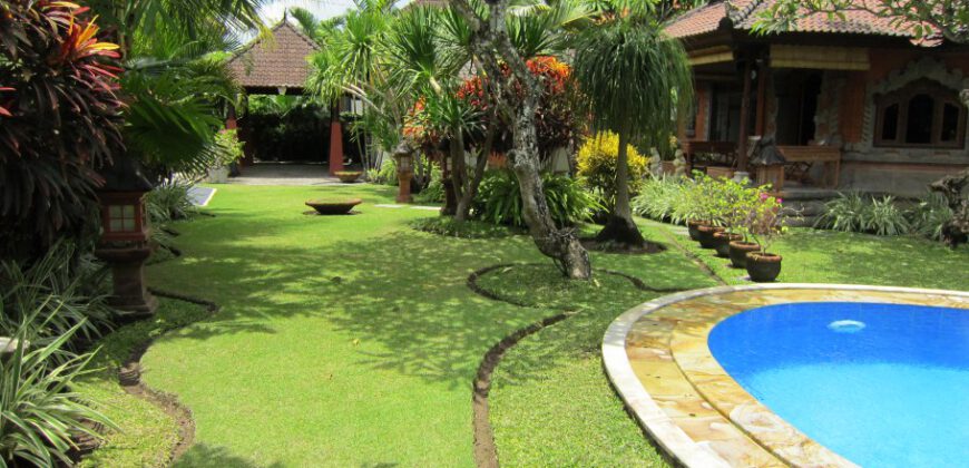 2-bedroom Villa Pasar in Sanur