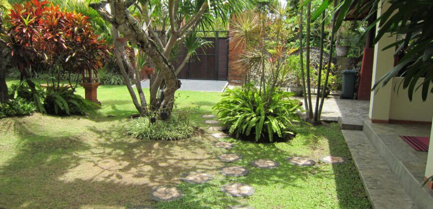 2-bedroom Villa Pasar in Sanur