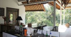 3-bedroom Villa Iwan in Berawa