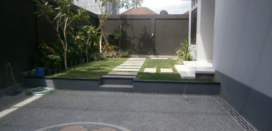 3-bedroom House Andesine in Denpasar