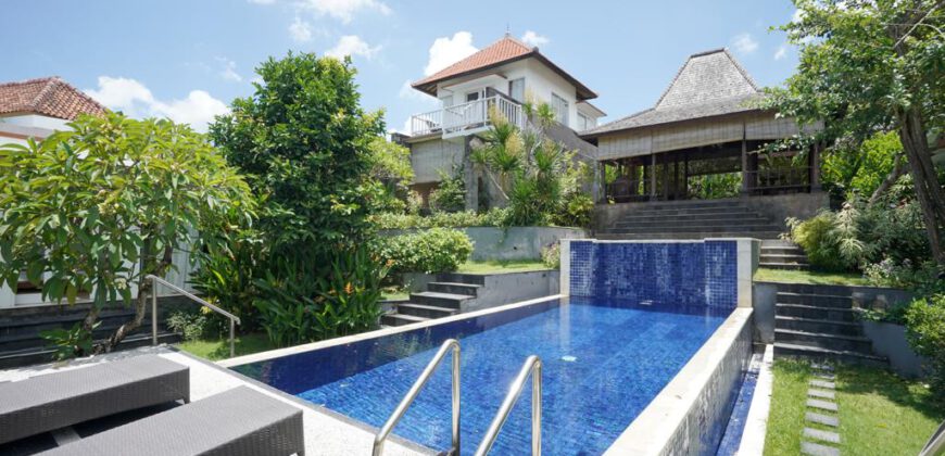 4-bedroom Villa Wangi in Canggu