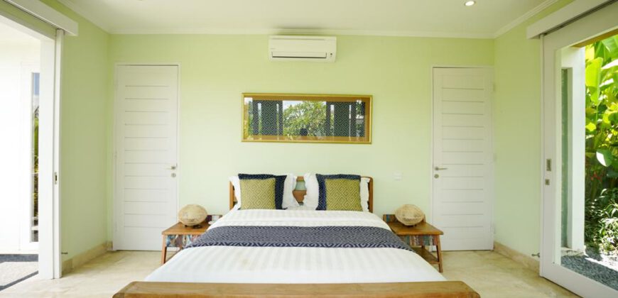 4-bedroom Villa Wangi in Canggu