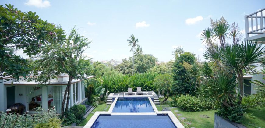 4-bedroom Villa Wangi in Canggu