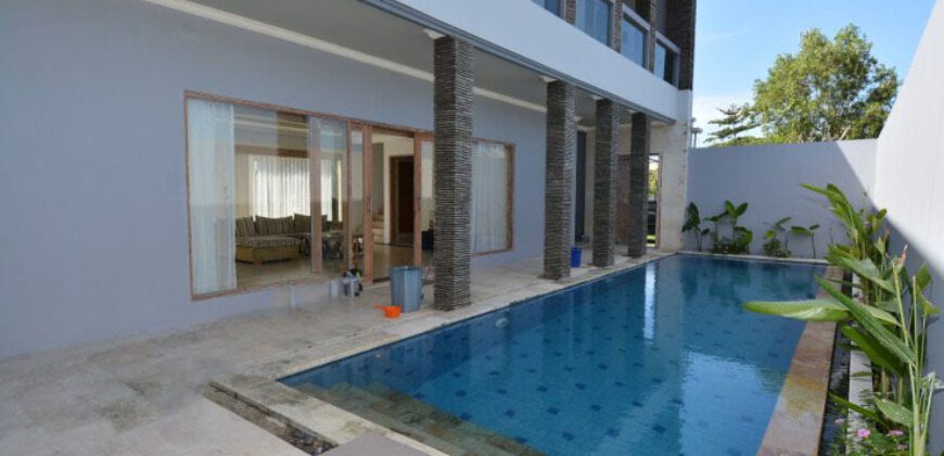 3-bedroom Villa Whitney in Jimbaran