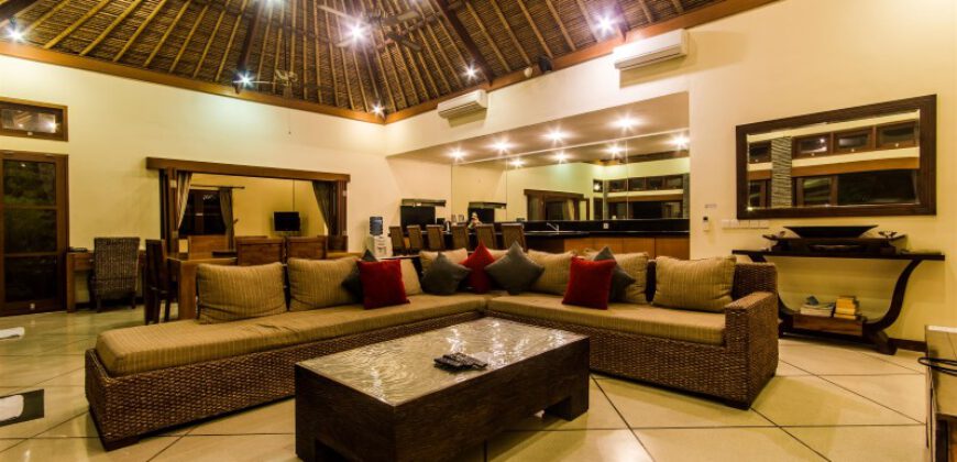 4-bedroom Villa Pipit in Seminyak