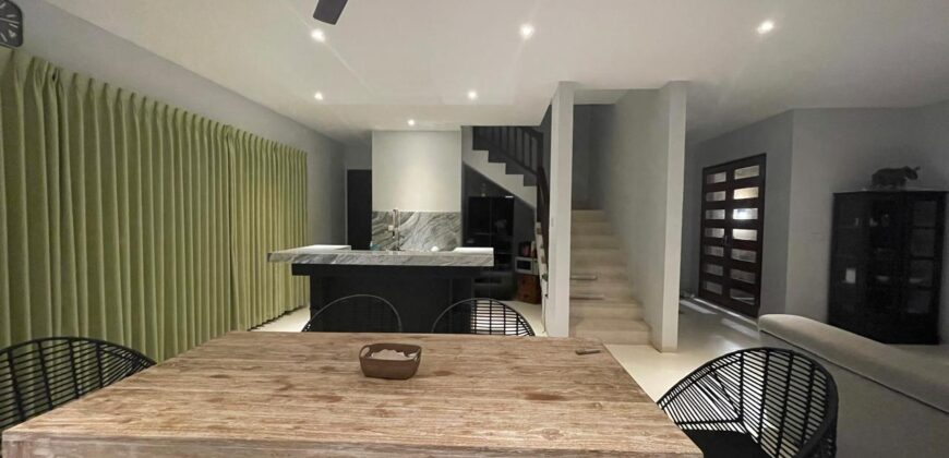 4-bedroom Villa Marielou in Umalas